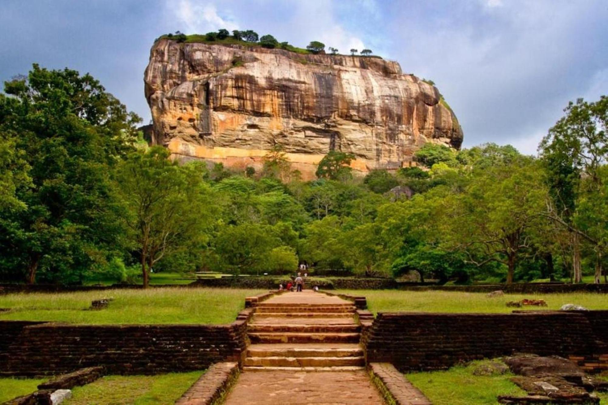Ruk Sewana Villa Tree House Sigiriya Exterior photo